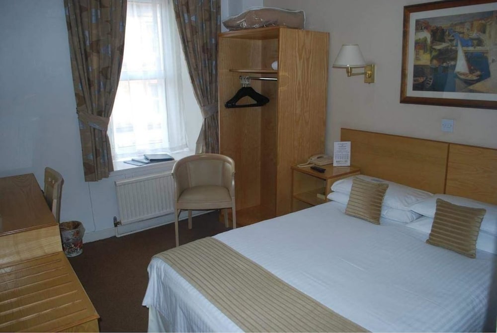 Фото The New County Hotel