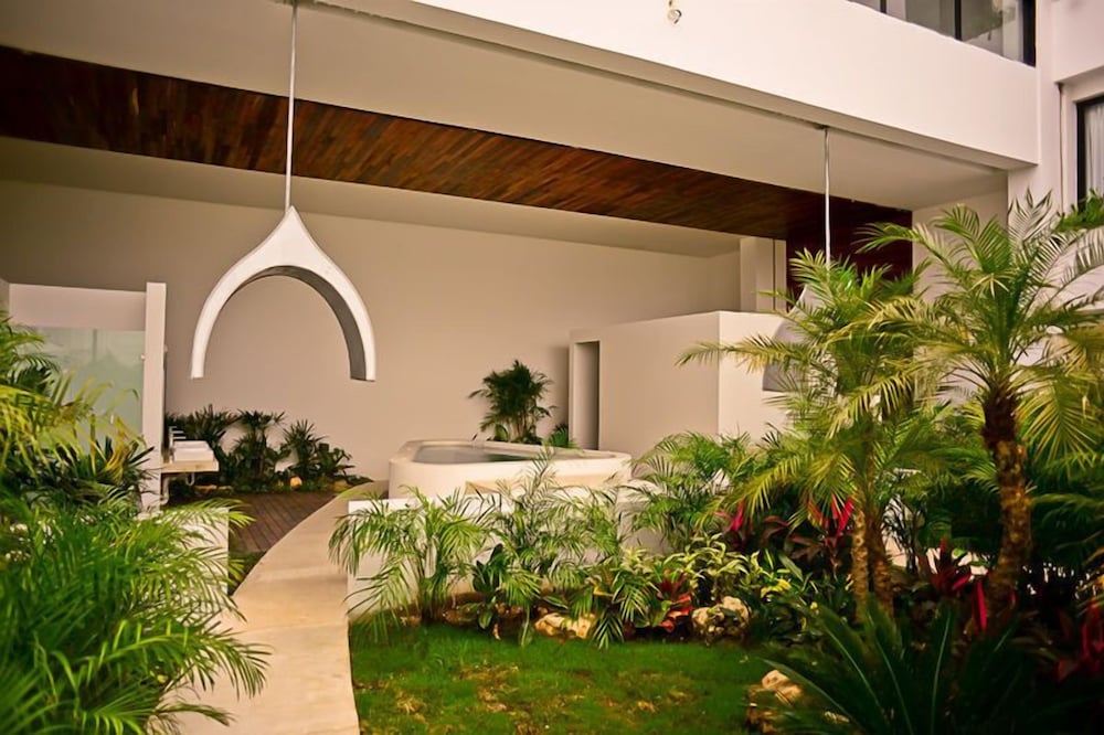 Фото Anah 107 Sur