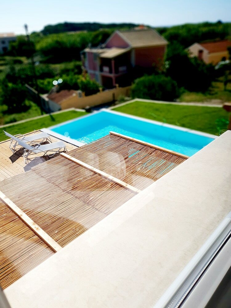 Фото Reiki Luxury Villas