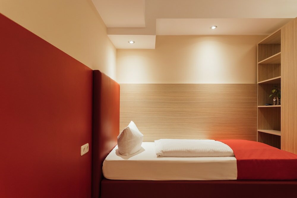 Фото Hotel Hamburger Perle