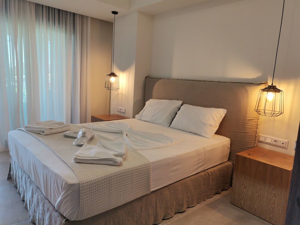 Фото Thetis Boutique Apartments