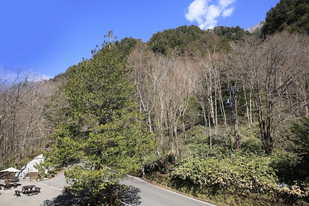 Фото Taisyoike Hotel, Kamikochi
