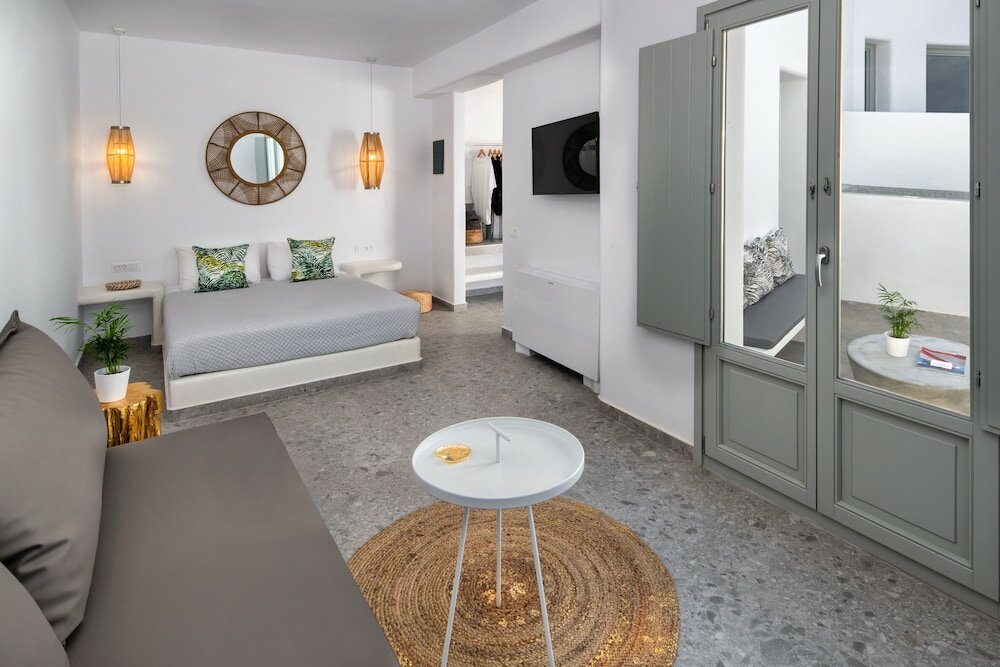 Фото Seven Suites