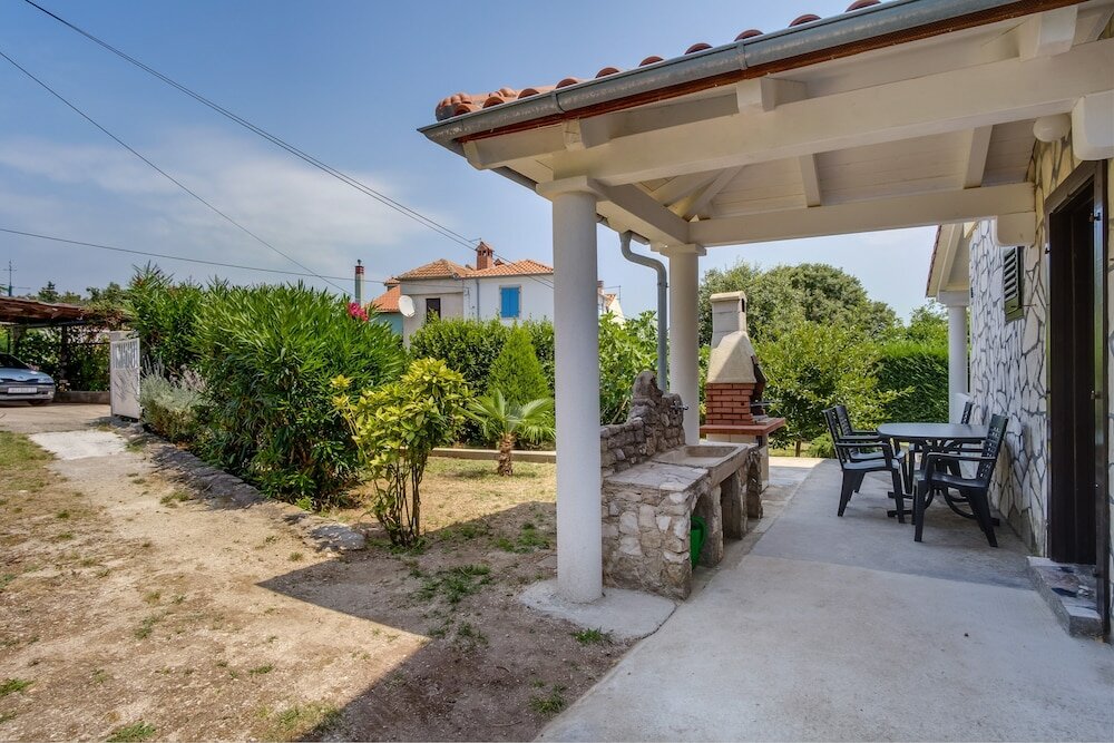 Фото Villa Mirta