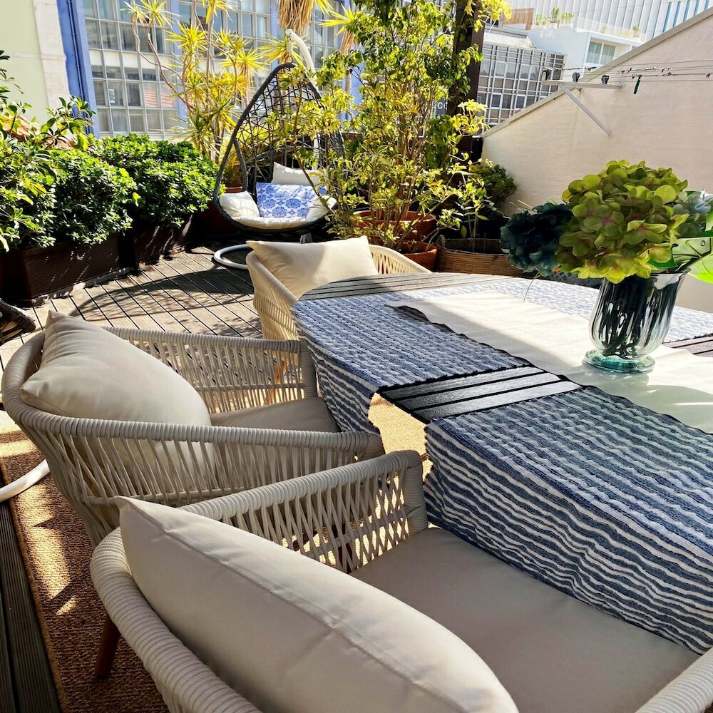 Фото Studios with Mezzanine Rua da Moeda