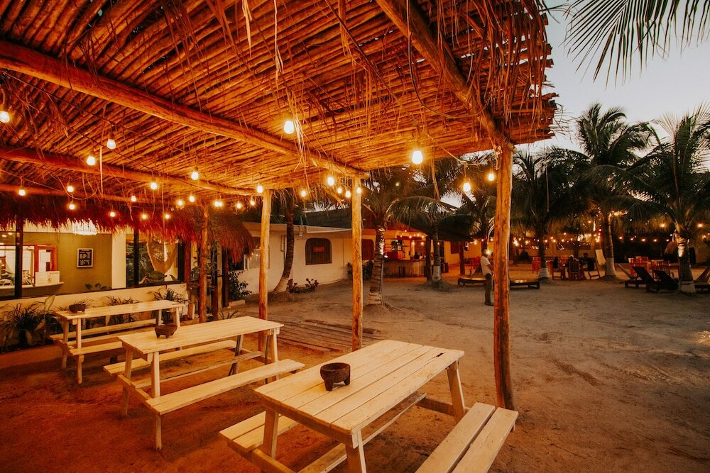 Фото La Diosa Kali Beach Front Hotel