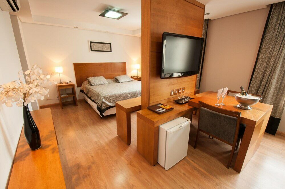 Фото Hotel Jacques Georges Tower