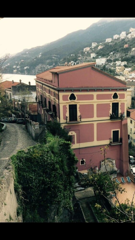 Фото La Cascata Palazzo Pellegrino