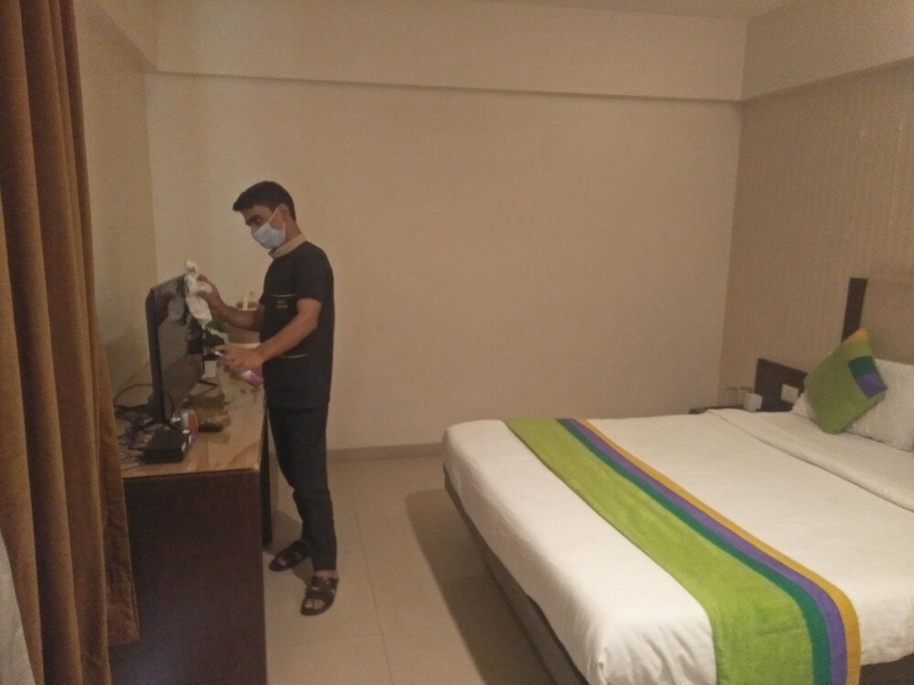 Фото Hotel Basera