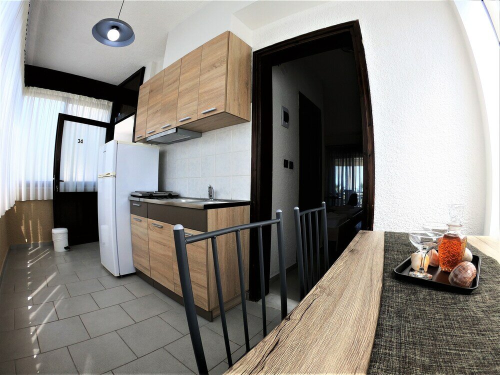 Фото Pension Karvounoskala