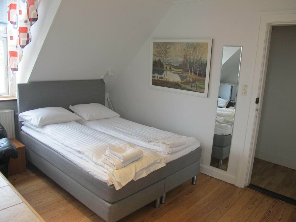 Фото Guesthouse Sharon Suite