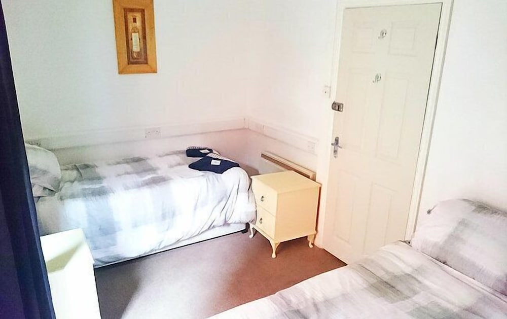 Фото Café 42 Bed & Breakfast