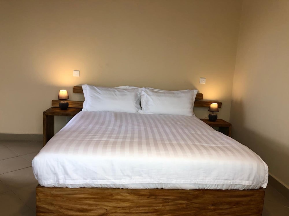 Фото Meley Impala Hotel