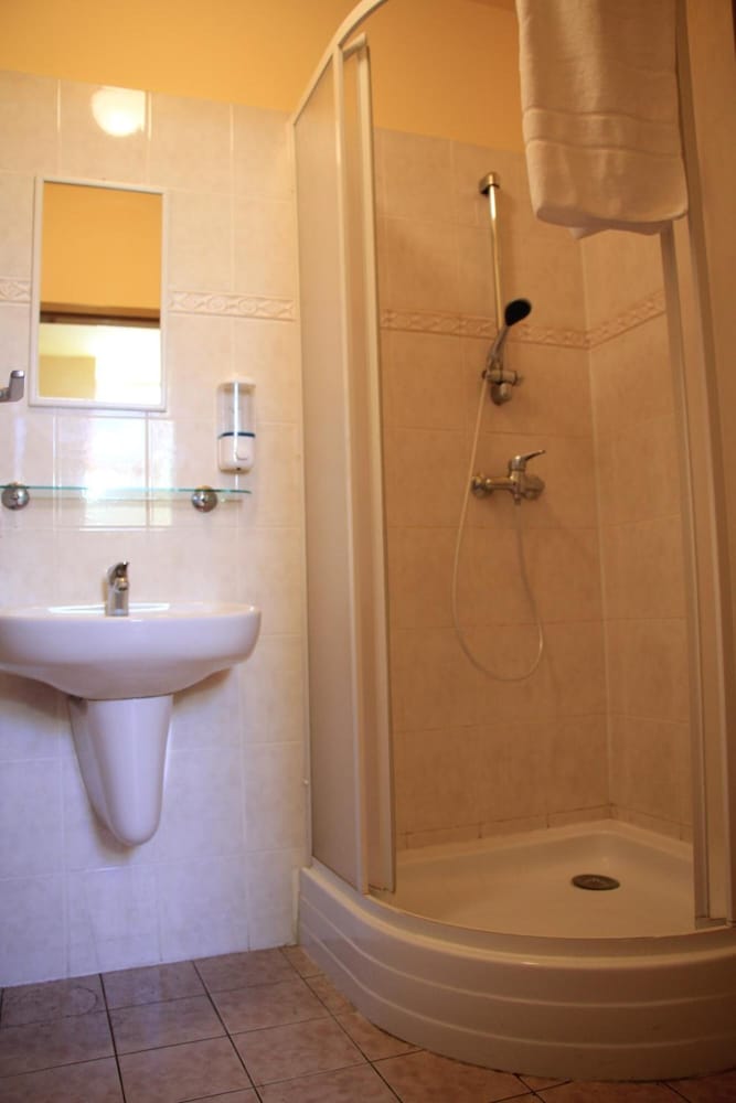 Фото Outline Centrum Jiricna