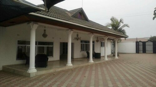 Гостиница Melunah Lodge в Китве-Нкана