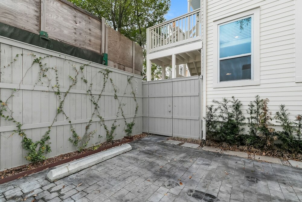 Фото Residences Du Carondelet by Hosteeva