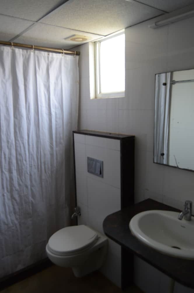 Фото Hotel B M Shree Residency