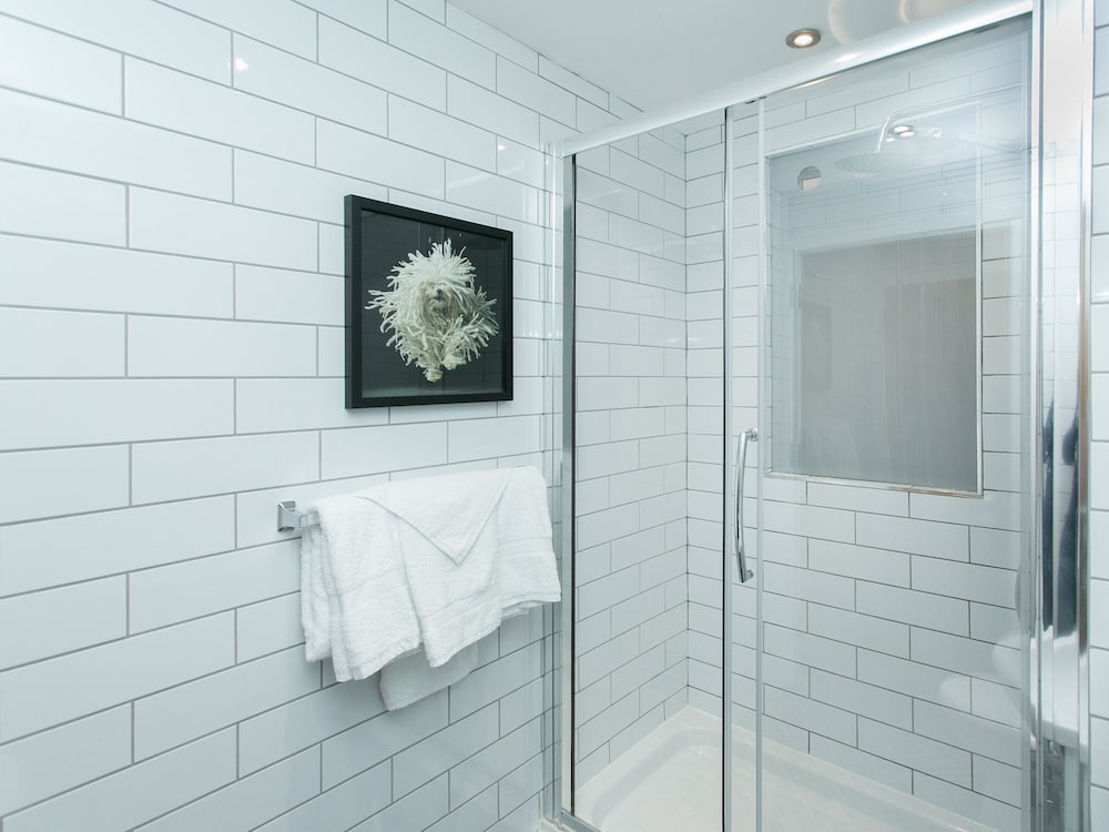 Фото Malone Place Apartment