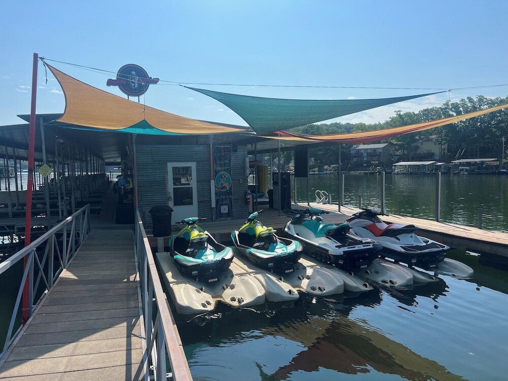 Фото Buddy's Harbor