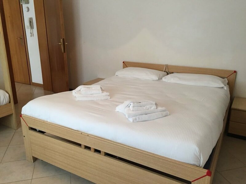 Гостиница Euroresidence n. 5
