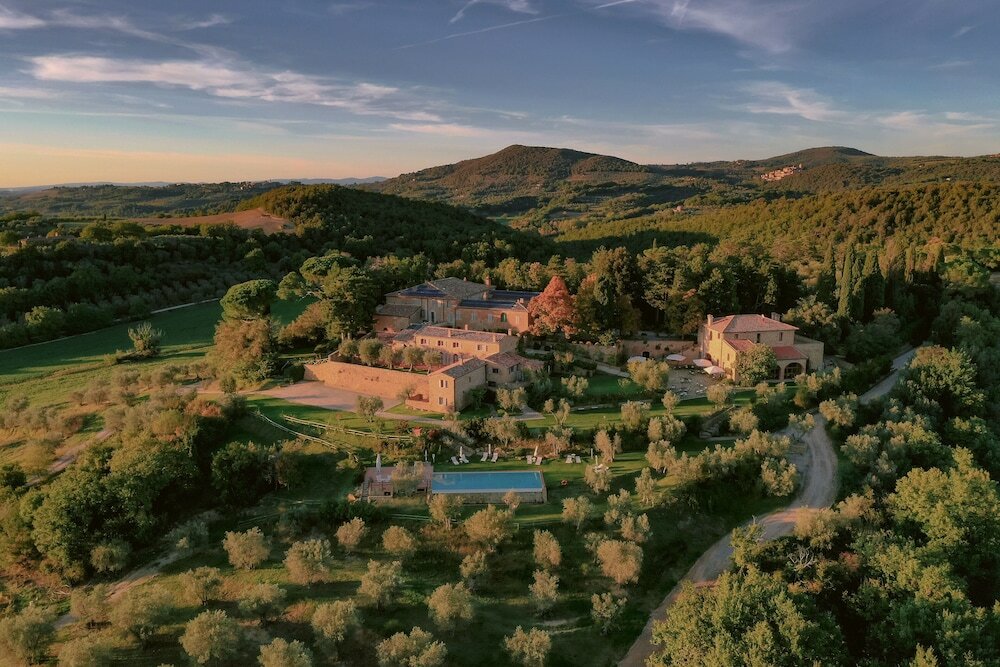 Фото Borgo Sant'Ambrogio Resort