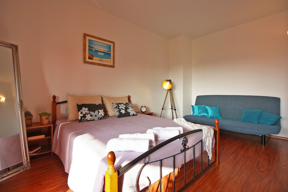 Фото Apartments Irena 1310