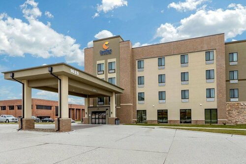 Гостиница Comfort Inn & Suites West Des Moines