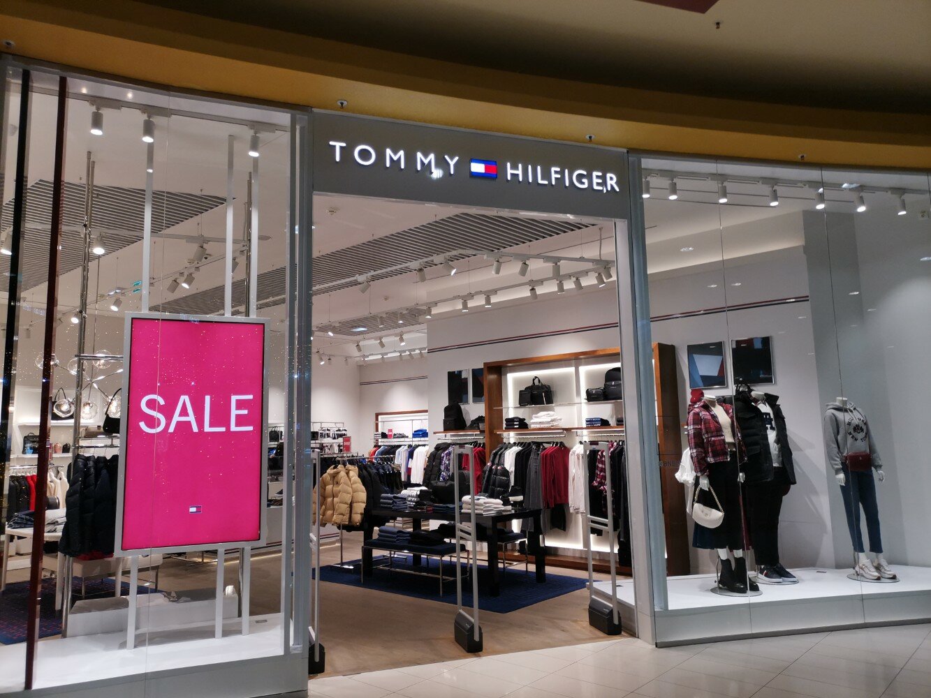 Tommy hilfiger niño outlet hotsell