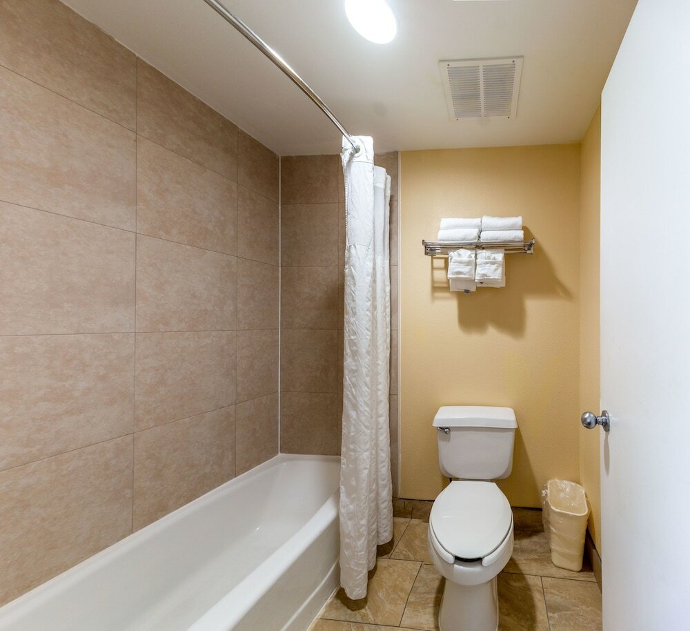 Фото Quality Suites Orlando - Convention Center Area