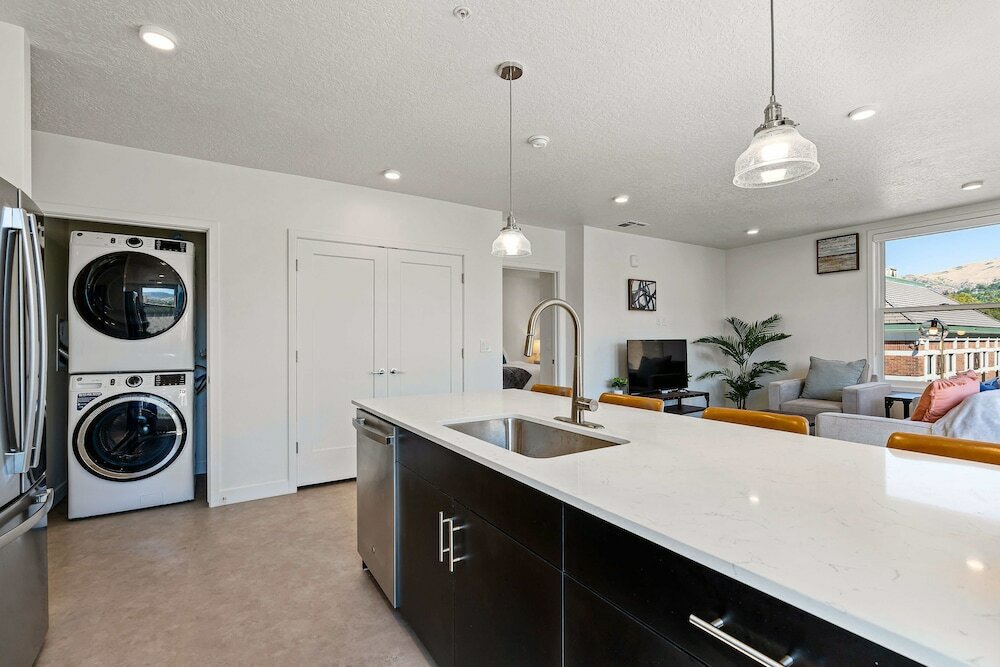 Фото Luxury Apartment in Salt Lake City