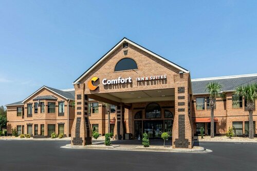 Гостиница Comfort Inn & Suites Perry National Fairgrounds Area