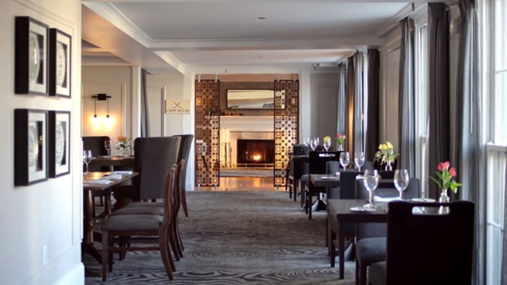 Фото Equinox Resort Residences