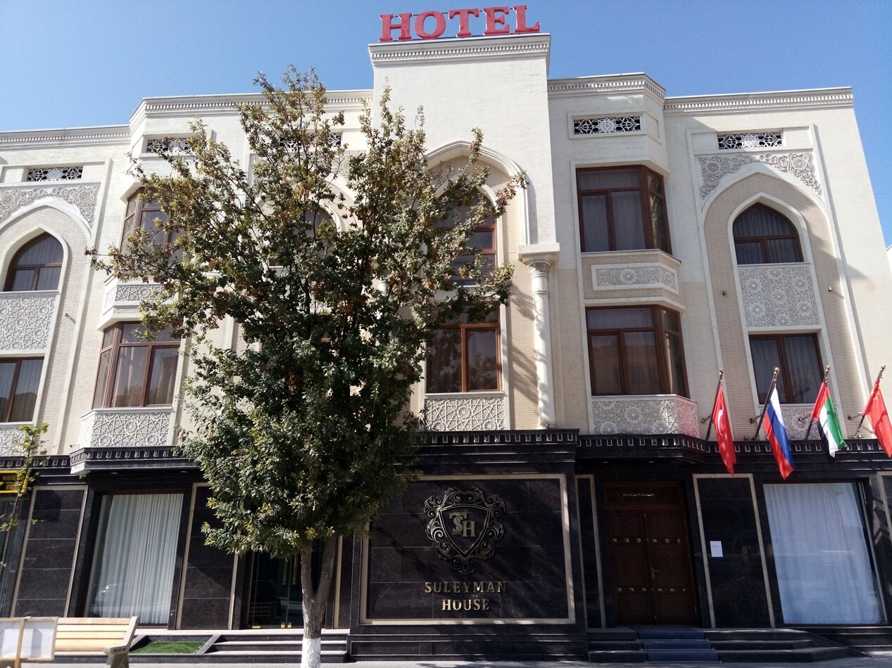 Фото отеля 1