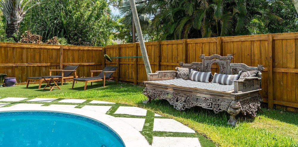 Фото Victoria Park Oasis with Heated Pool