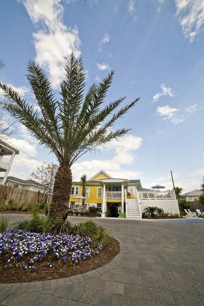 Фото DeSoto Beach Gardens