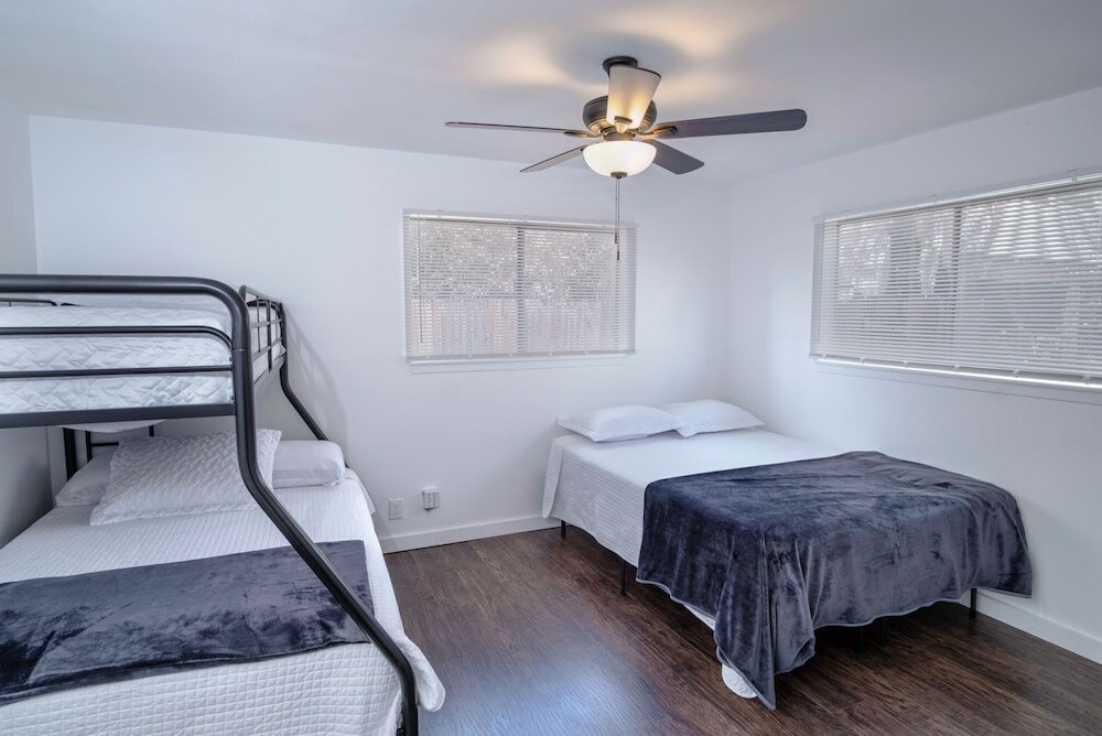 Фото Awesome Place 2br/2ba Near Downtown and Riverwalk