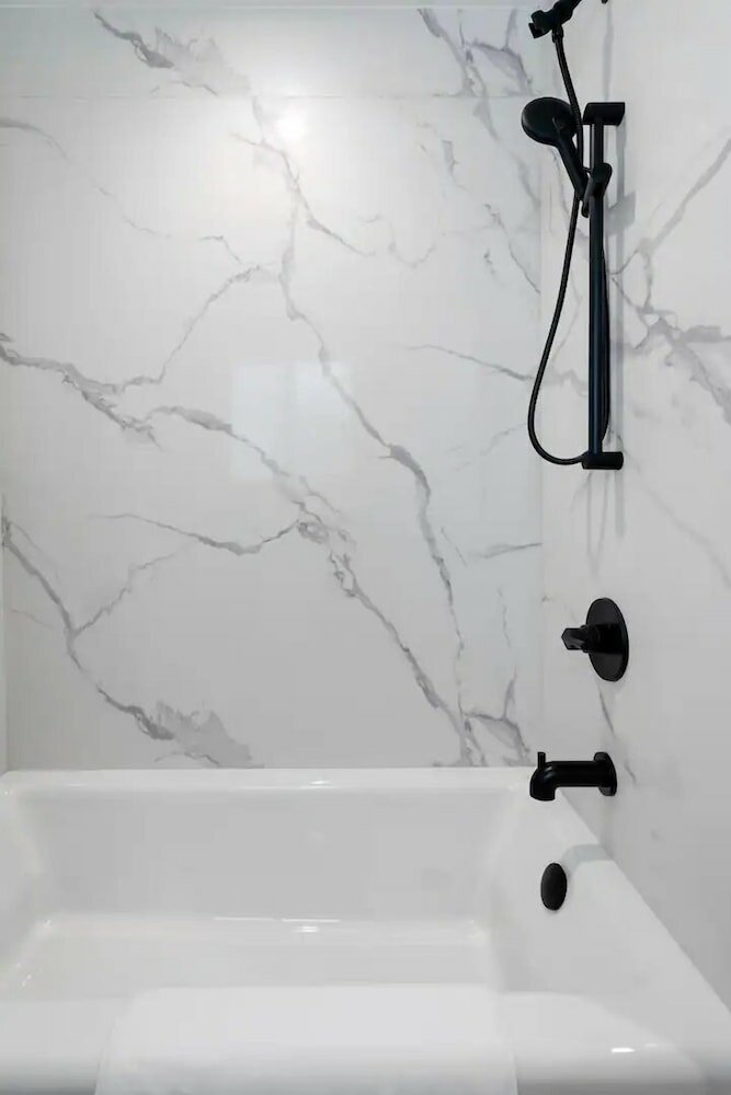 Фото Modern Trendy Spacious Homes SSFDowntown