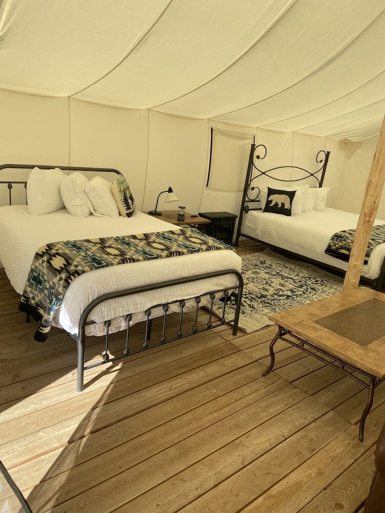 Фото Yellowstone Dreamin Camp