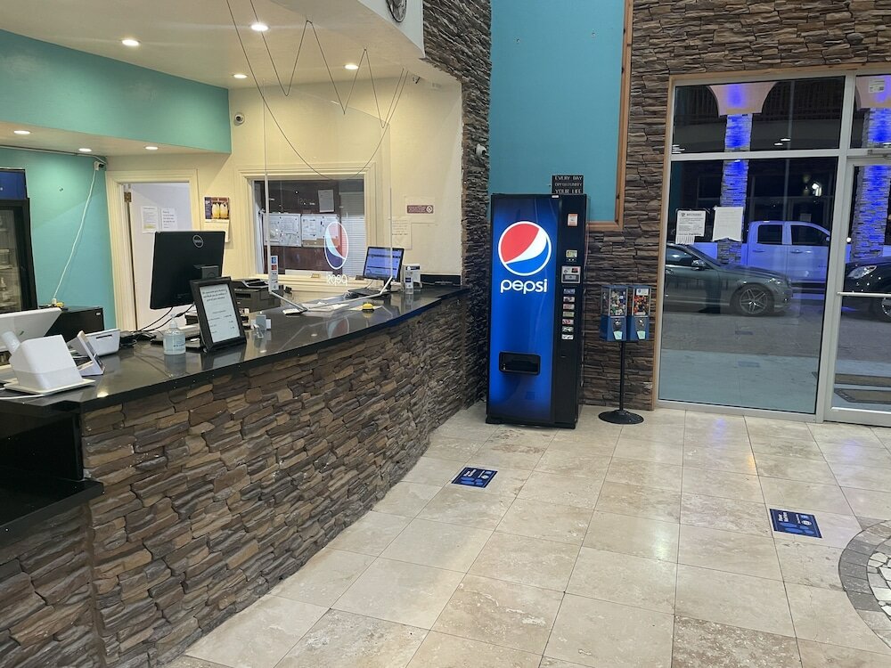 Фото Alien Residence Inn