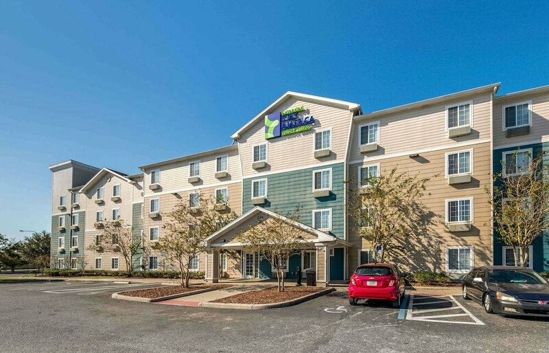 Гостиница Extended Stay America Select Suites - Orlando - East в Орландо