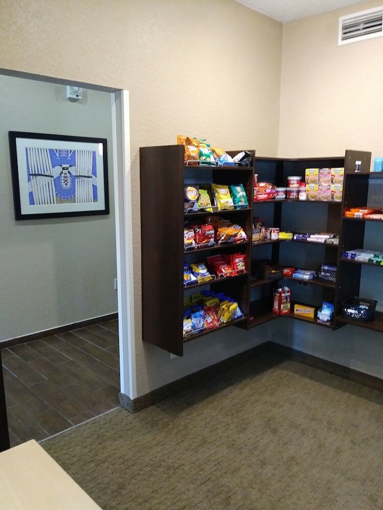 Фото Comfort Inn South Tulsa - Woodland Hills