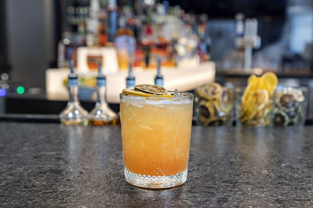 Фото Cambria Hotel Waco Univ Riverfront