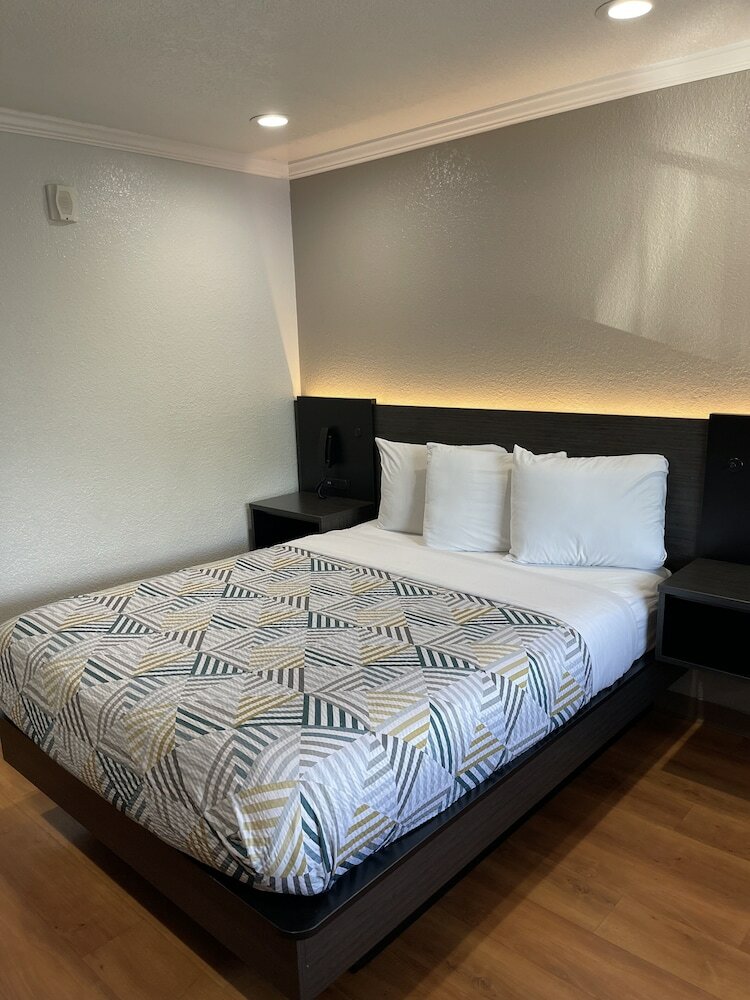 Фото Motel 6 Sacramento, Ca - Downtown