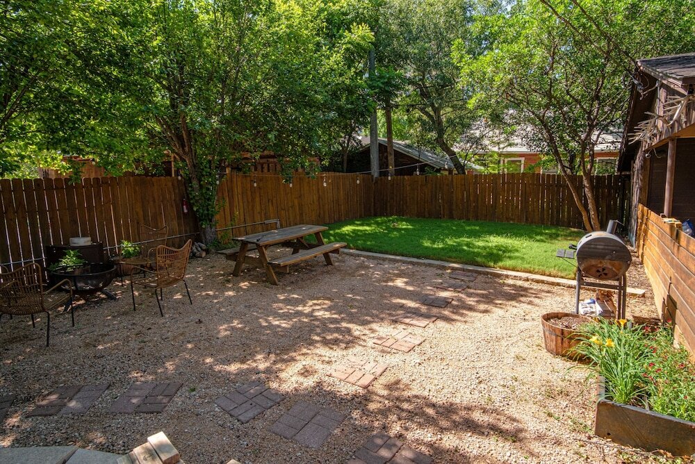 Фото Close to Famous Attractions With Hot Tub and Fire Pit