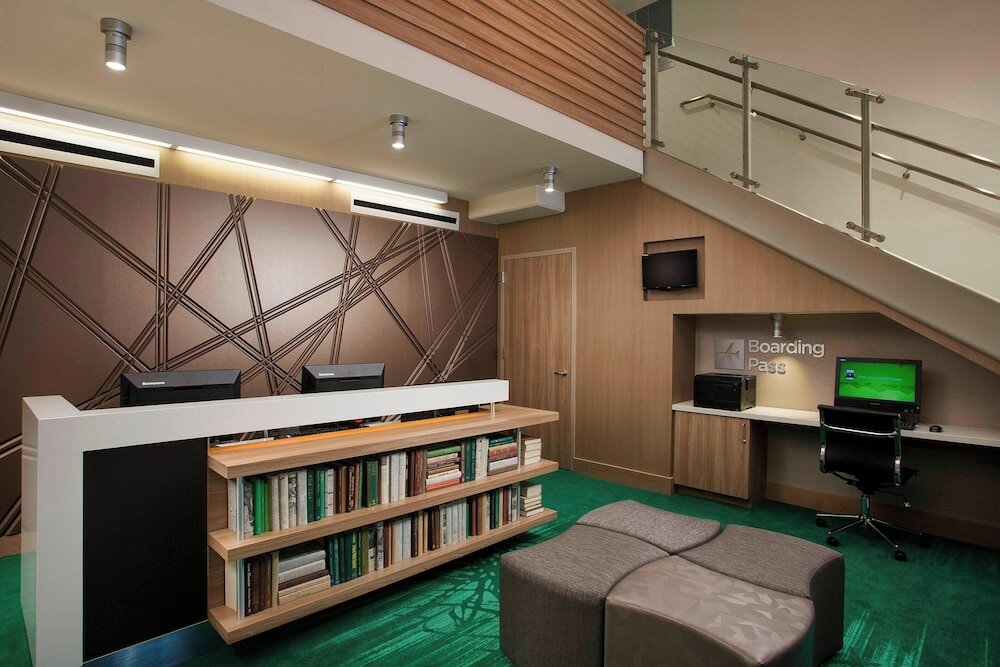 Фото Courtyard by Marriott San Diego Gaslamp/Convention Center