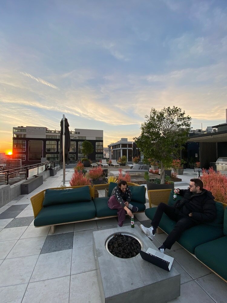 Фото The Cosmo Lofts