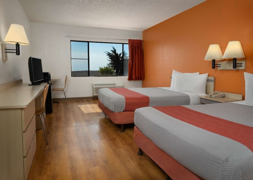 Фото Motel 6 San Simeon, Ca - Hearst Castle Area