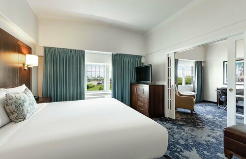 Внешний вид отеля Doubletree by Hilton Cape Cod - Hyannis в Барнстейбле, фото 4