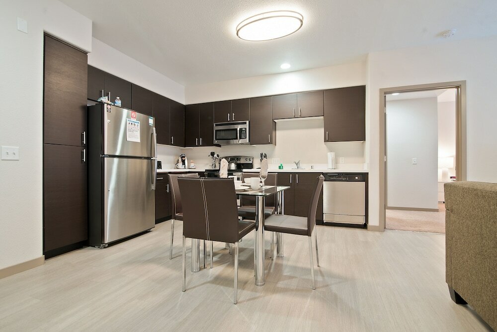 Фото Global Luxury Suites Austin Downtown