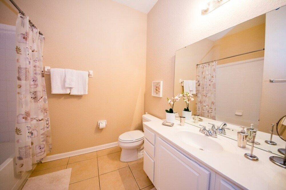 Фото H2u - Olive - Vc4804 4 Bedroom Apts by Redawning